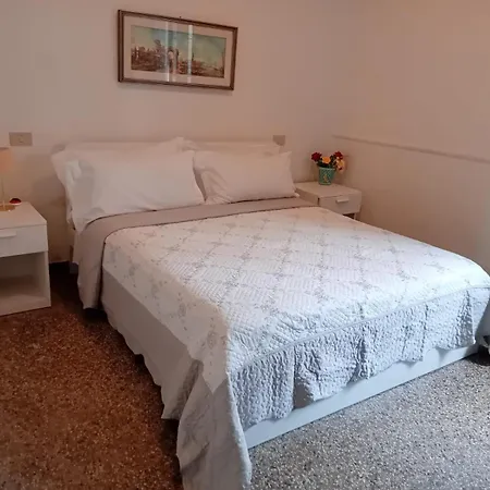 Castello First Apartment