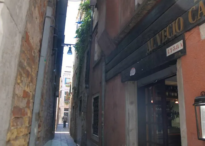 Castello First * Benátky