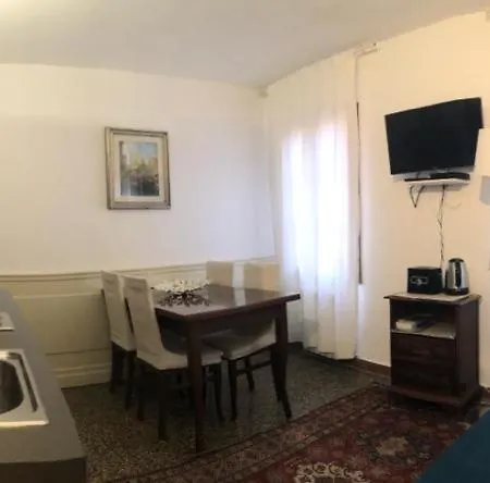 דירה Castello First ונציה